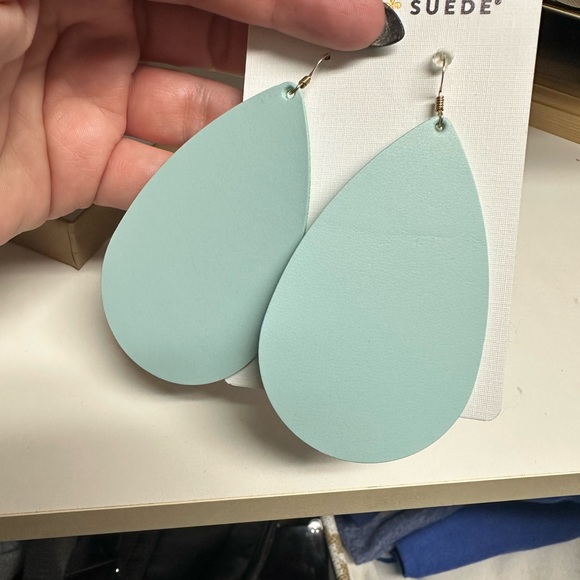 Nickel and Suede Mint Teardrop Leather Earrings - Picture 4 of 4
